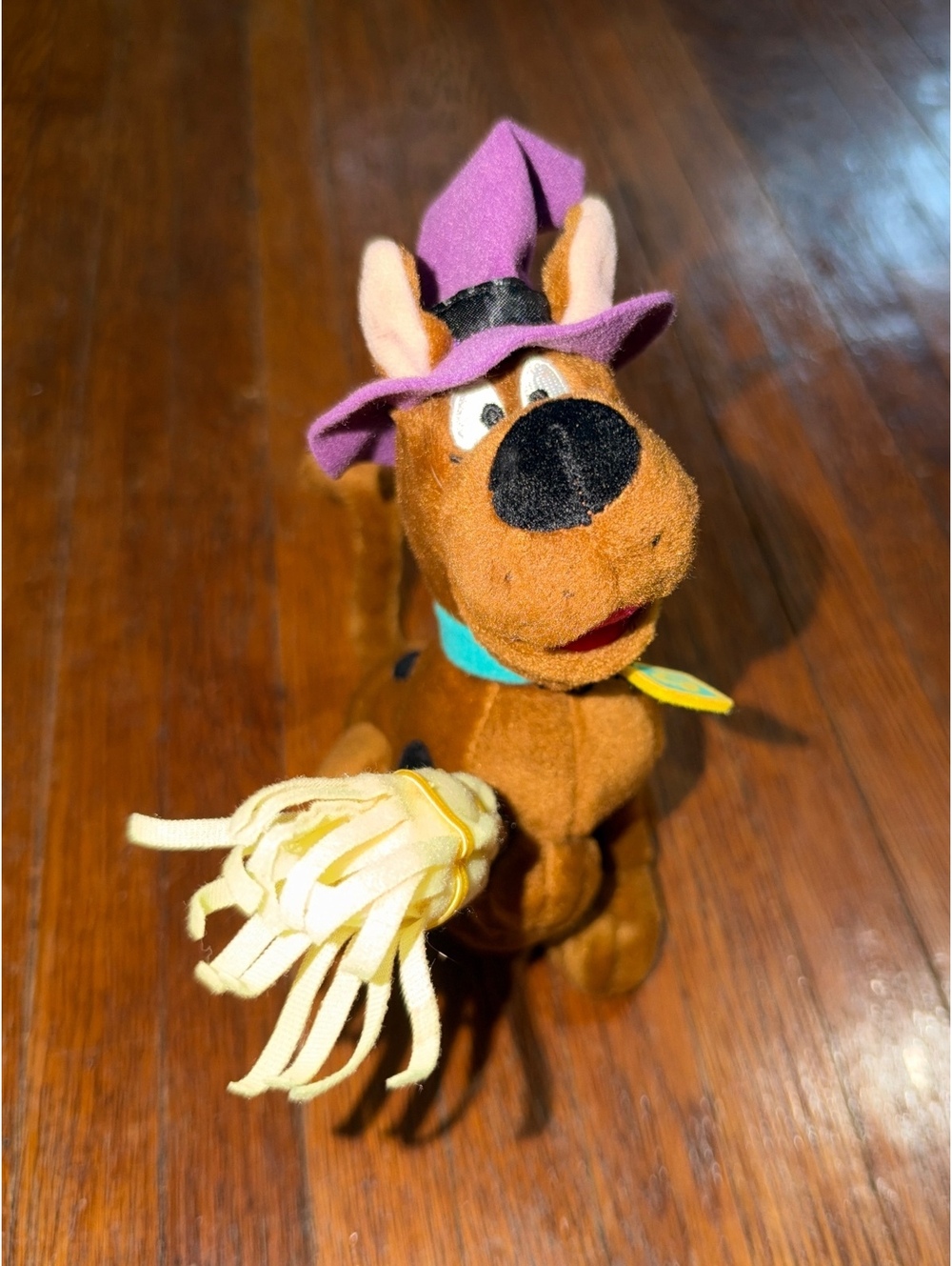 Vintage Warner Bros Studio Store Halloween Witch Scooby Doo Stuffed Animal Plush